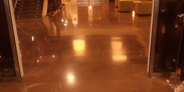 5 Star Hotel Gris Pulpis Floor